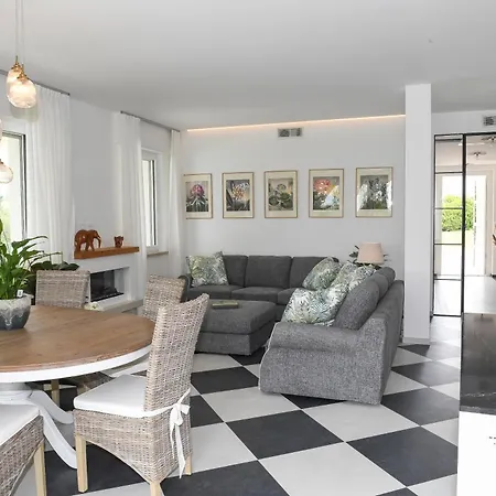 New Tosca باردولينو